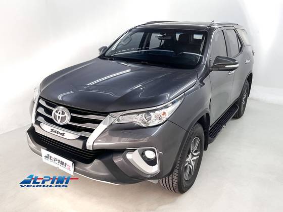 TOYOTA HILUX SW4 2.7 SRV 7 LUGARES 4X2 16V FLEX 4P AUTOMÁTICO